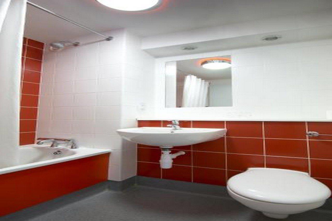 Travelodge Лимерик Экстерьер фото