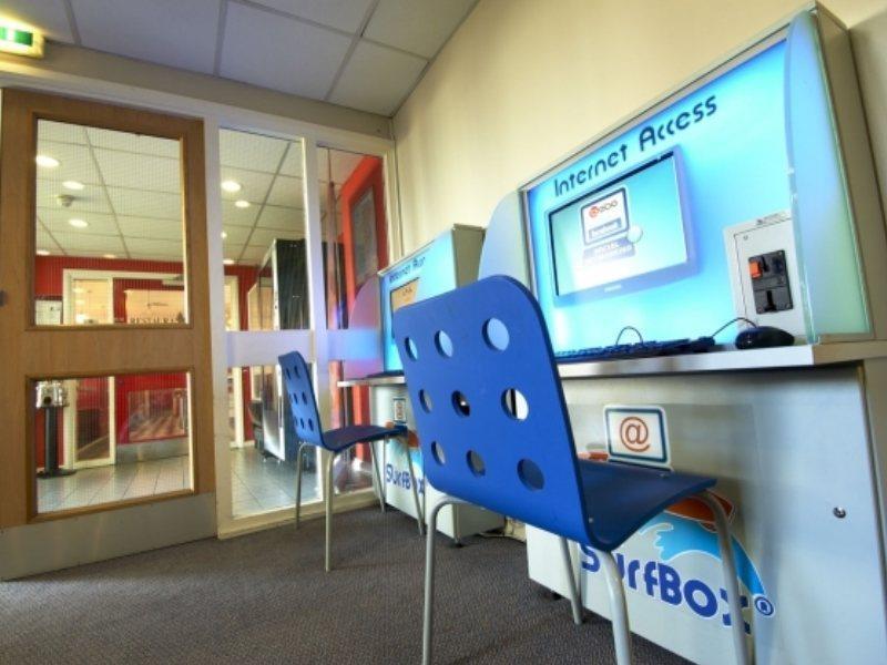 Travelodge Лимерик Экстерьер фото