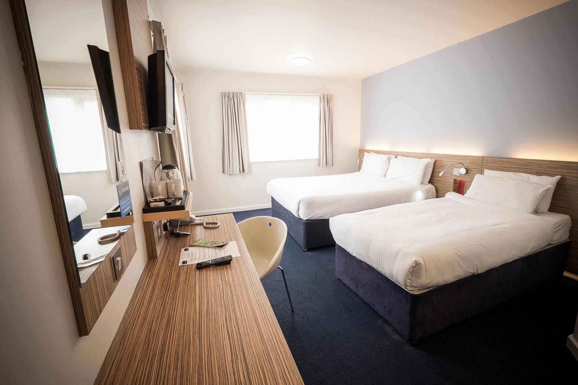 Travelodge Лимерик Экстерьер фото